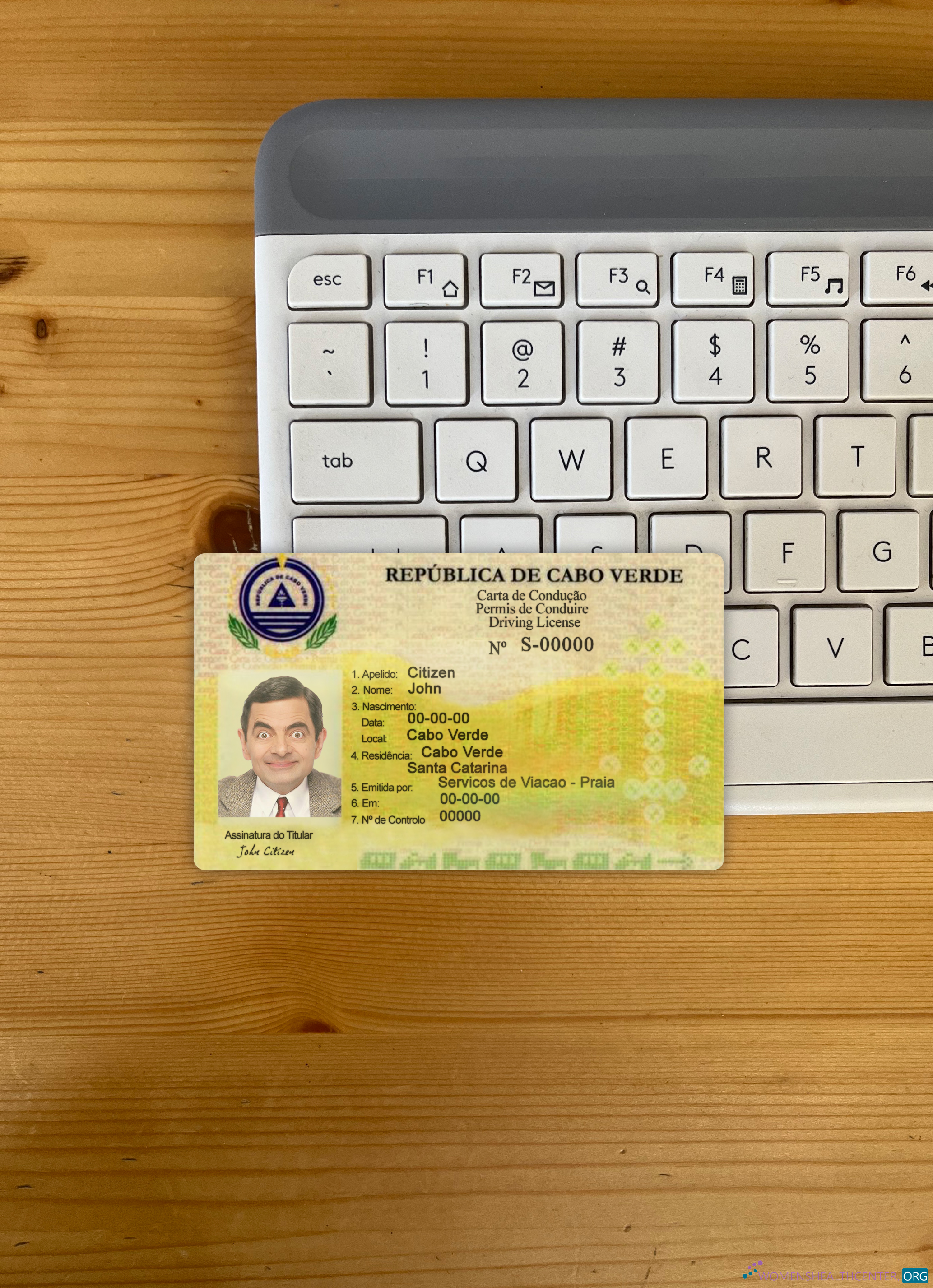 Download Cabo Verde driving license photolook front Photoshop template